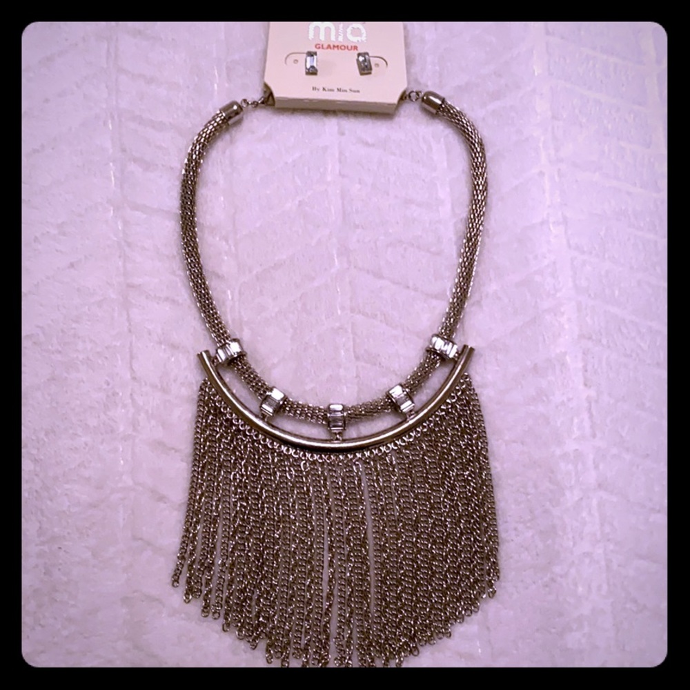 Necklace and Earrings Set